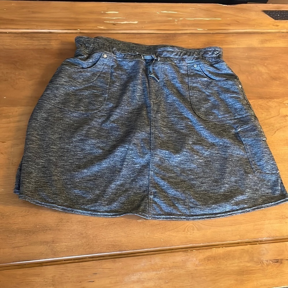 Kuhl Skort Size Large